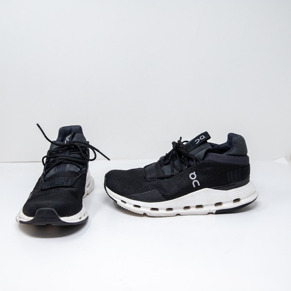 On Cloud On Running Cloudnova 2 Low Top Lace Up Sneakers Shoes Black White 7 - Picture 1 of 4